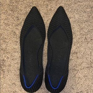 Black honeycomb Rothys 9.5 (fits like 8.5)
